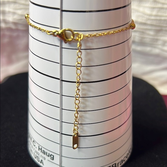 18K Gold Plated SS Dainty Beaded Bracelet with a Heart - Picture 3 of 4